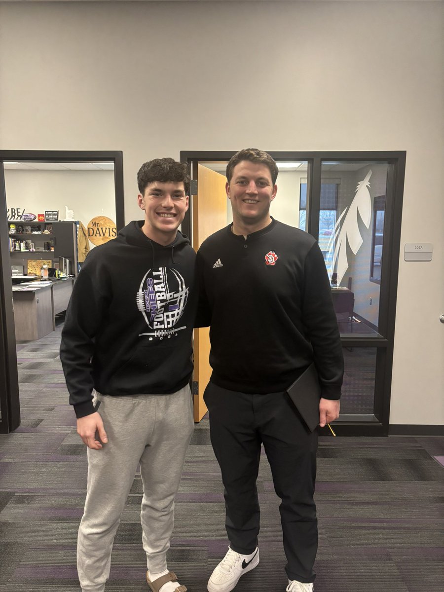 Mason Claus tweet media