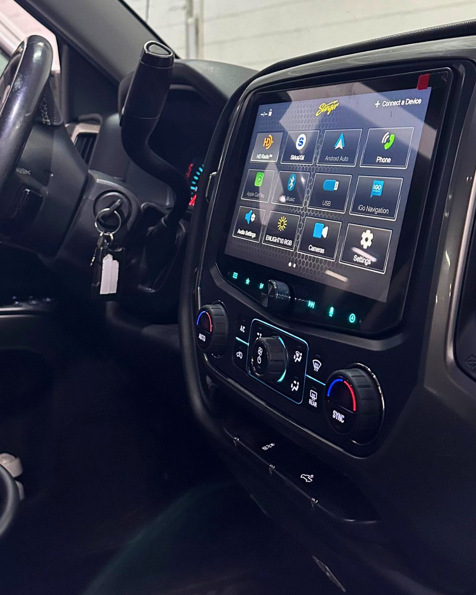 CbusCarAudio's tweet image. OOH, that's a good looking radio! 👀

Check out the new Stinger HORIZON 10" receiver that we installed in this Silverado. 

#CCA #ColumbusCarAudio #Stinger #CarAudio #Jeep #TruckAccessories #ColumbusOhio