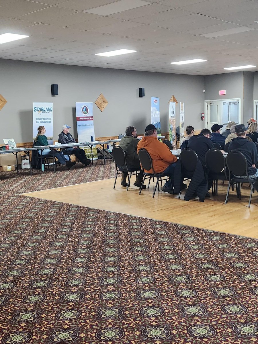 DrBart_Beef's tweet image. Great workshop Palliser Grazing Club - thanks for the invitation to present! #AppliedBeefForageResearch #LardnerLab