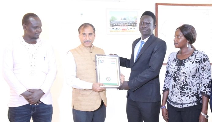 geosss22's tweet photo. Team of GEO-SSS had a send off courtesy visit to H.E Ambassador of India to South Sudan. 

We thanks him for his Service, Commitment  and dedication to our Mission. We appreciated him and are grateful for his support. https://t.co/mXGDNO0lSU