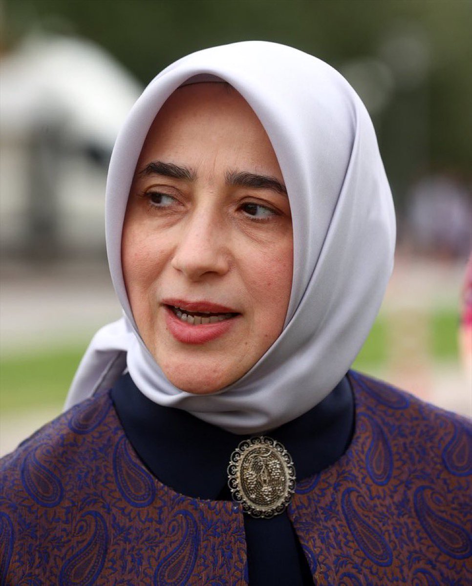 Bu kadının <a href="/Akparti/">AK Parti</a> ye verdiği zararı kimse veremez..!