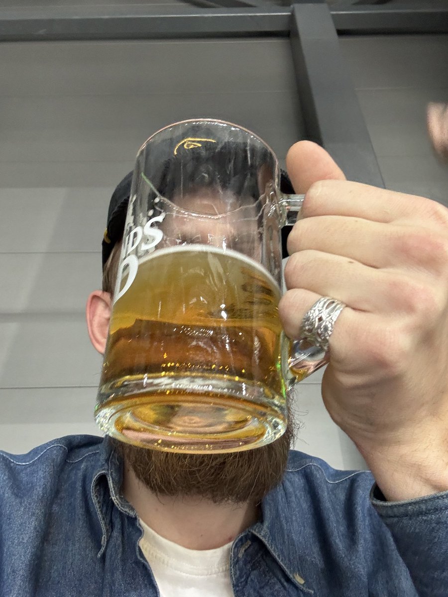 Emdo95's tweet image. Dagens bästa, 5 ölen! #timraik