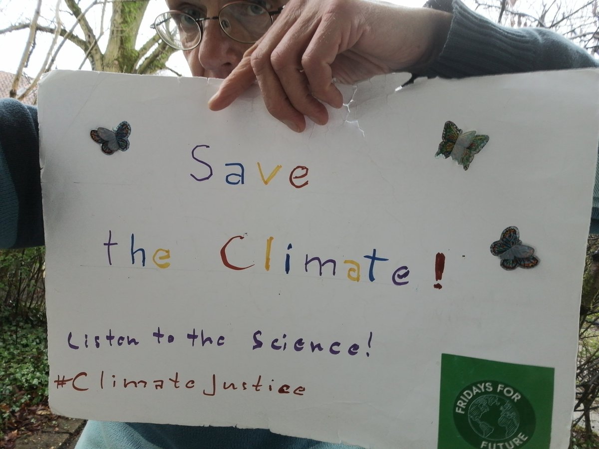 endelstamberg's tweet image. #ClimateStrike Week 279
#FightFor1Point5 Week 214

The fight for climate justice must be always a fight against war, racism, and neocolonialism! 
❤️ ☮️ 🌍 🌏 🌎 💧 🌳 🌱 🌿 🌺 🌼 🏵️ 🌻 🌞 🦋

#ClimateStrikeOnline #FreePalestine🇵🇸 #FreeCongo 🇨🇩 #EndClimateImperialism #twiff