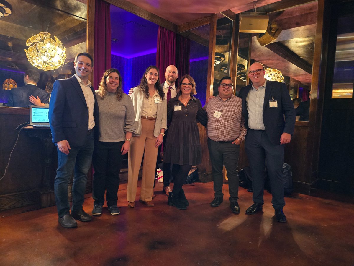 ClmChicago's tweet photo. CLM Chicago is Ready for 2025! 🎉

2024 was an incredible year of connections, growth &amp; unforgettable moments. Thank you to everyone who was part of it! We can’t wait for what’s ahead.

Stay Connected: https://t.co/1zHifl8Vjo

#CLMChicago  #CLM2025 #BigThingsAhead https://t.co/Puj60uqJEt