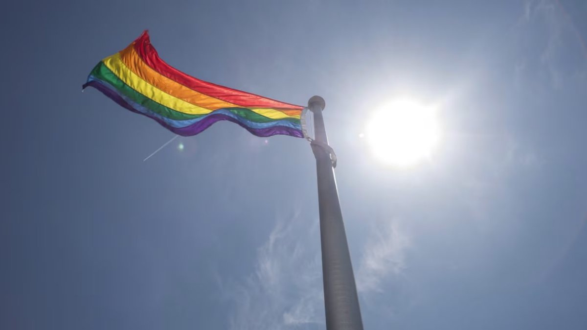 CP24's tweet photo. Pride flag banned from being displayed inside public Catholic schools in Peel Region
https://t.co/ZhswWWFxzN https://t.co/rfSlE1rolK