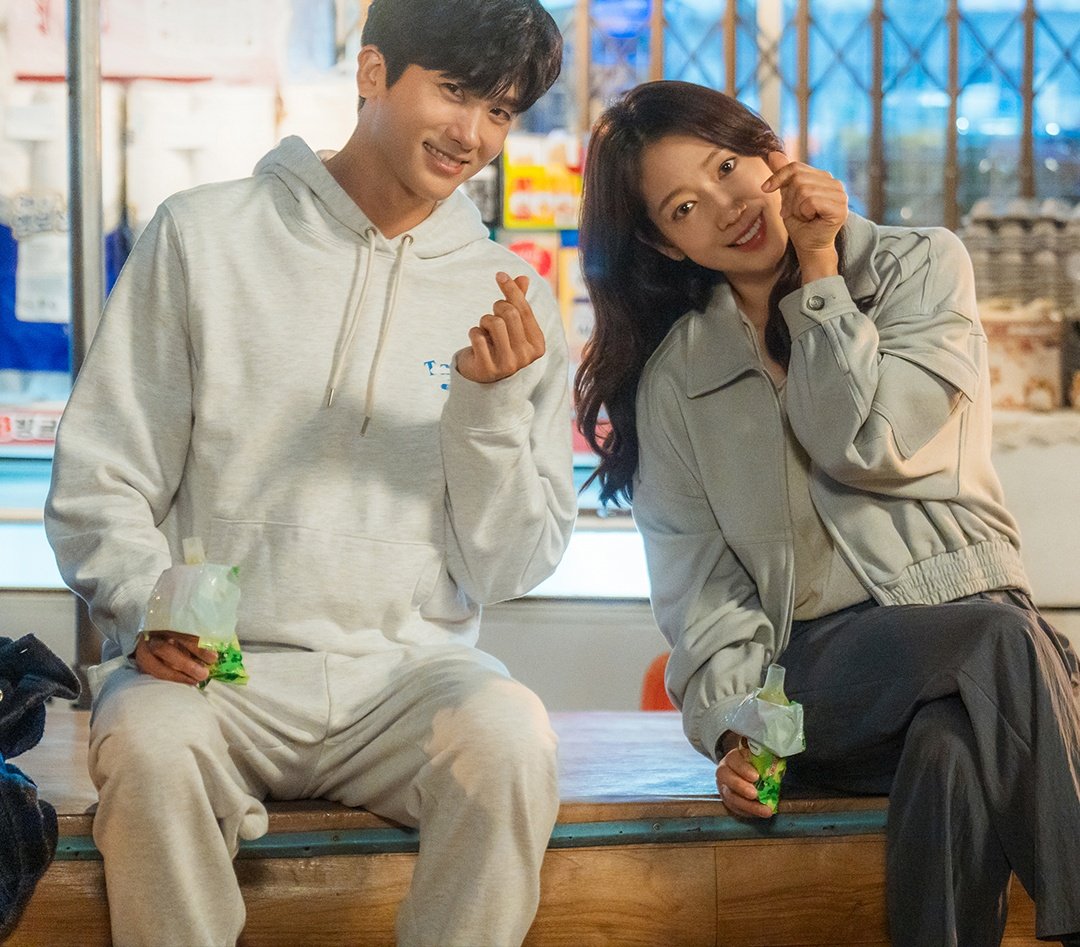 phsi1116's tweet photo. 새해에도 사랑이 넘치기를~💌
새해 복 많이 받으세요 https://t.co/rlPIzEszlU