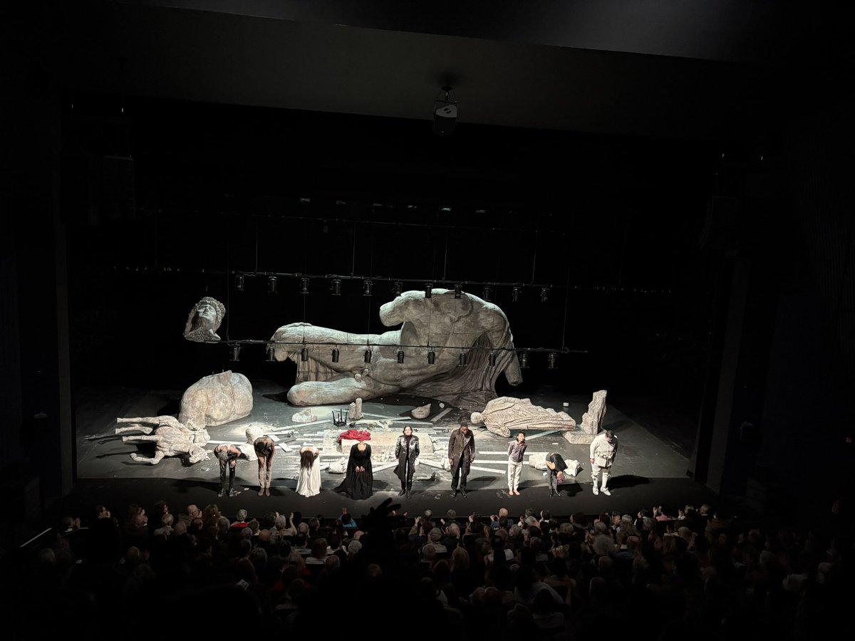 Ce soir Un bijou dom Juan <a href="/theatredunord/">Théâtre du Nord</a> dans un magnifique écrin <a href="/Theatrebeauvais/">Théâtre du Beauvaisis - scène nationale</a>