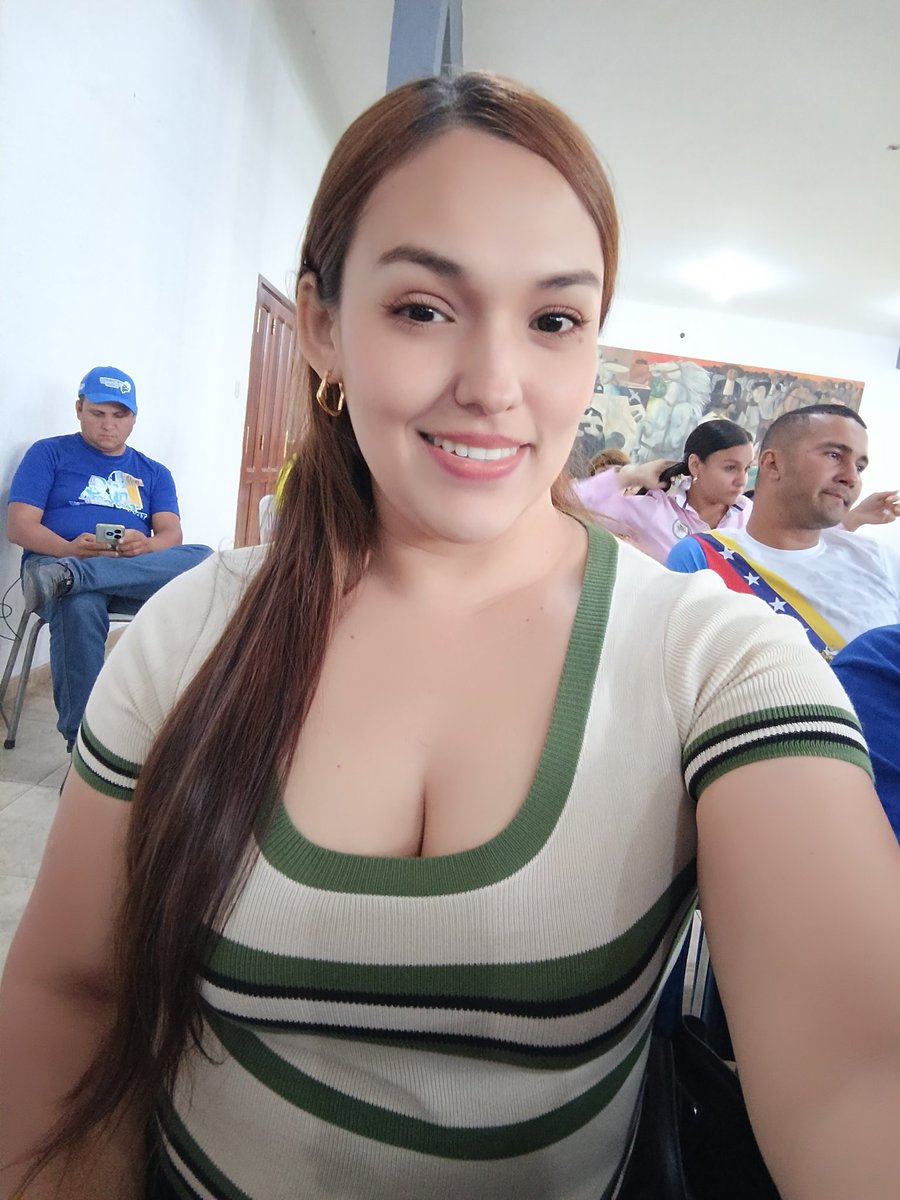 lucenar528's tweet image. Feliz tarde 🇻🇪

Verdad que las chavista somos hermosas?