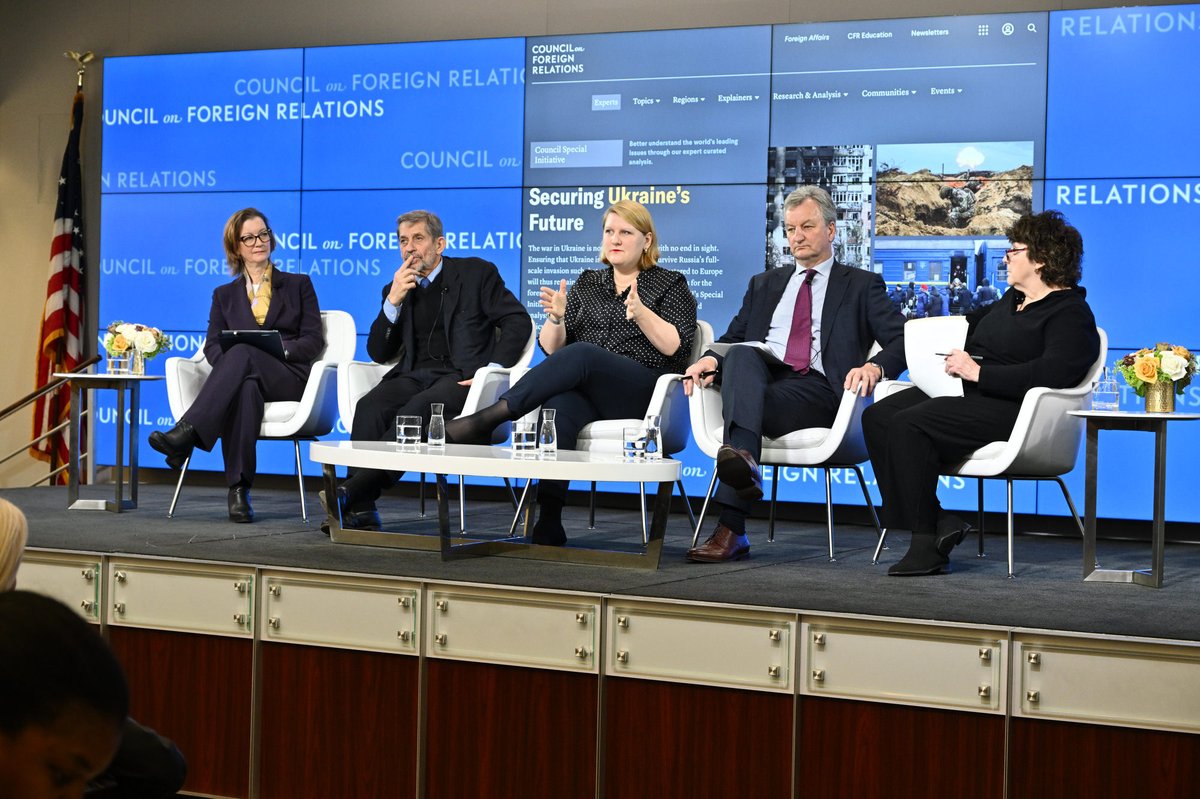 Council on Foreign Relations (@cfr_org) on Twitter photo <a href="/heidirediker/">Heidi Crebo-Rediker 🌻 🇺🇸🇺🇦</a> <a href="/LianaFix/">Dr. Liana Fix</a> Watch a panel discussion featuring our experts ⬇️
on.cfr.org/4jFtmRa <a href="/heidirediker/">Heidi Crebo-Rediker 🌻 🇺🇸🇺🇦</a> <a href="/LianaFix/">Dr. Liana Fix</a> Watch a panel discussion featuring our experts ⬇️
on.cfr.org/4jFtmRa