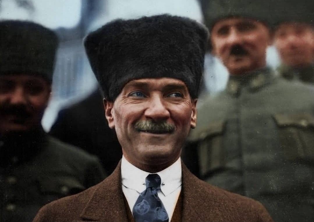 TTAgrup's tweet photo. Biz Mustafa Kemâl'in Askerleriyiz! https://t.co/foJVcMVzMN