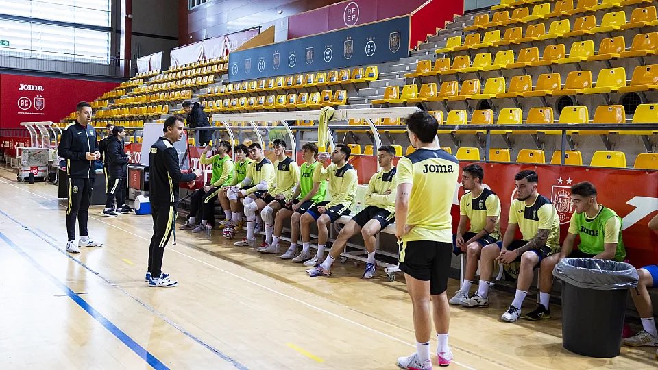 jcarrascoog's tweet photo. U 23 🇪🇸💫 https://t.co/N3Cg3MtIGV