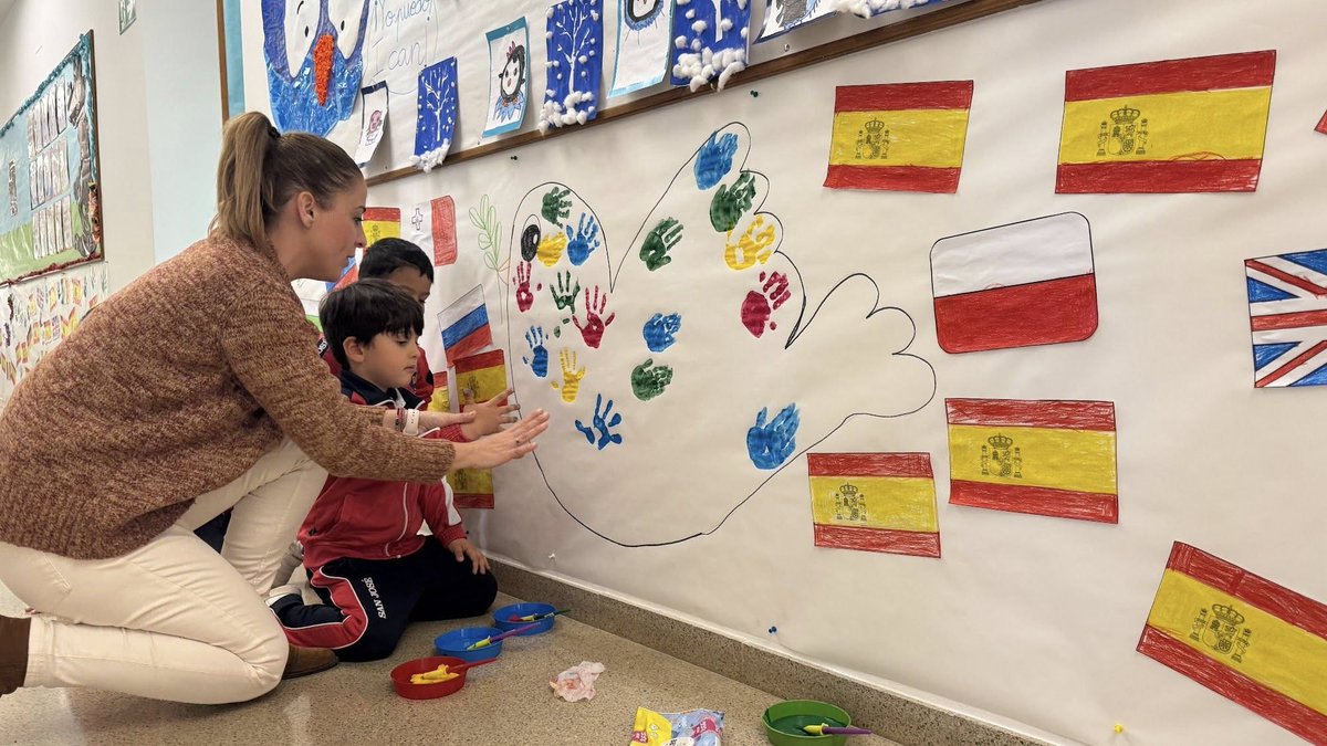 Empatía, tolerancia y respeto han sido los valores predominantes en la Jornada Internacional celebrada en nuestro Colegio para conmemorar el Día de la No Violencia y la Paz.