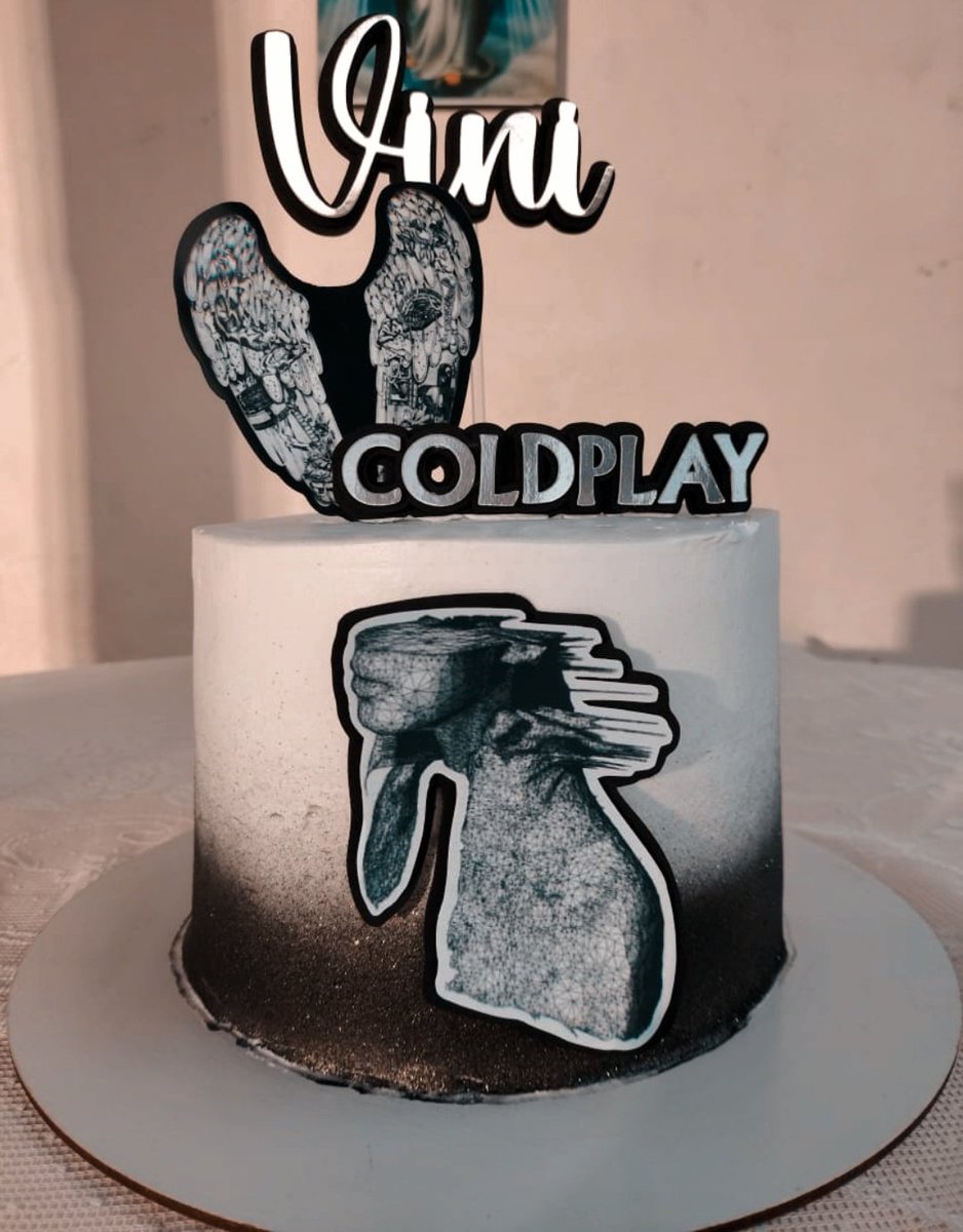 vini berryman🌙 tweet media