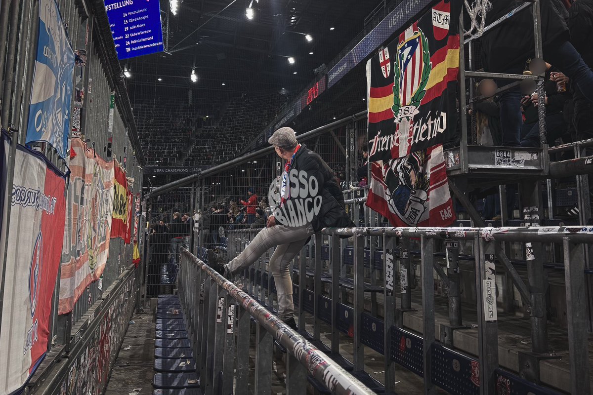 _rossobianco's tweet photo. Sinfonía del Cholo n° 1615485925828474.

⚽️ RB Salzburg vs. Atlético de Madrid
🗓️ 29 enero 2025
🏟️ Red Bull Arena 

(1/4) https://t.co/F9bw3BF79e