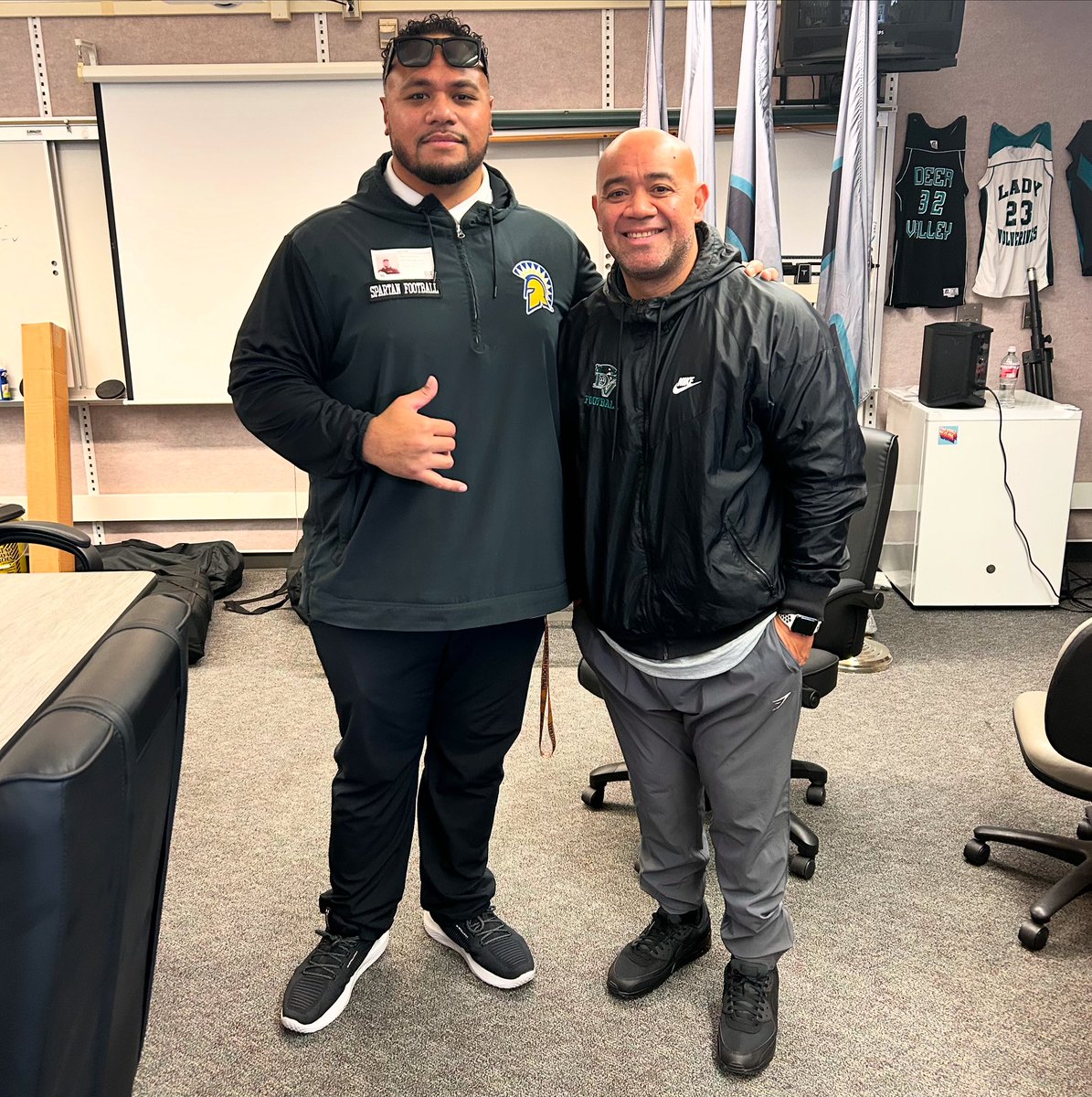 Thank you Coach Bojay from @sanjosestatefb for stopping by Deer Valley today appreciate the love toko #Antioch #Community #DeerValley
