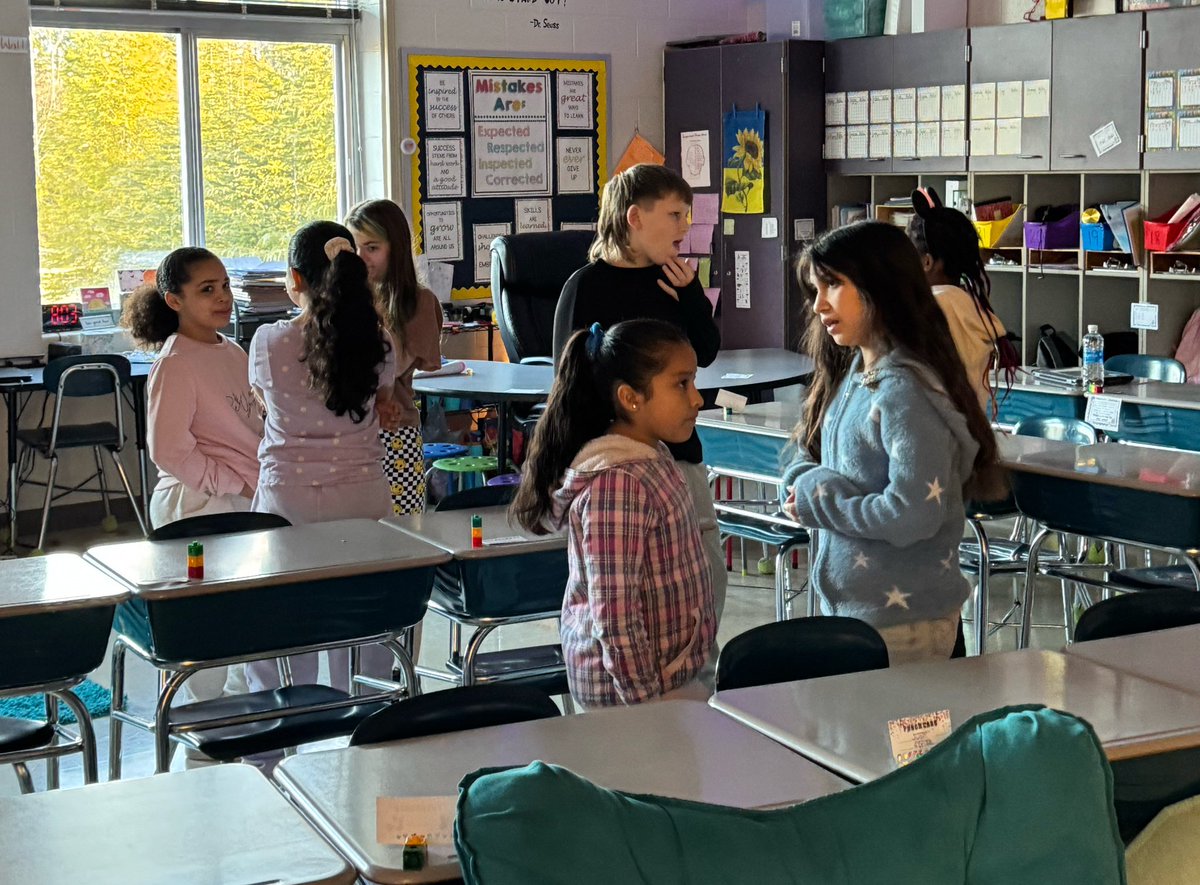 MrsTrotterVCE's tweet photo. Musical mingle was so fun during music class that we did it during EL today! The engagement was high and students who are usually quiet were eager to share! @VirginiaCrossEl #CCSShines https://t.co/f7324MEd3w