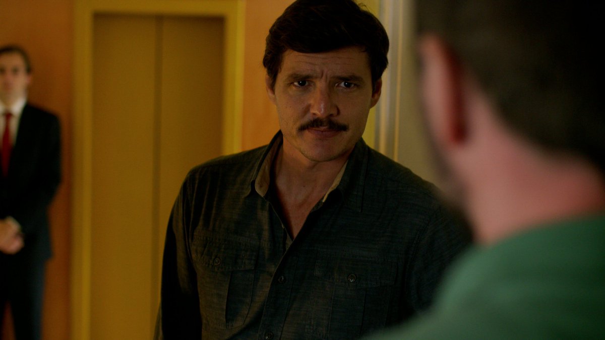 pedro pascal as javier peña in narcos, 2015