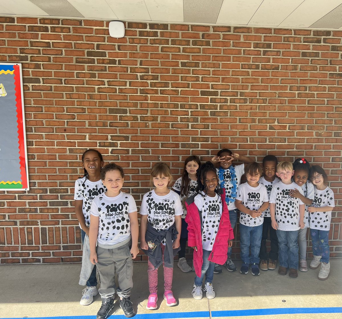 msmanucciKinder's tweet photo. Celebrating 100 days of school @rcepride with Dalmatians!!! https://t.co/usgsGy04ot