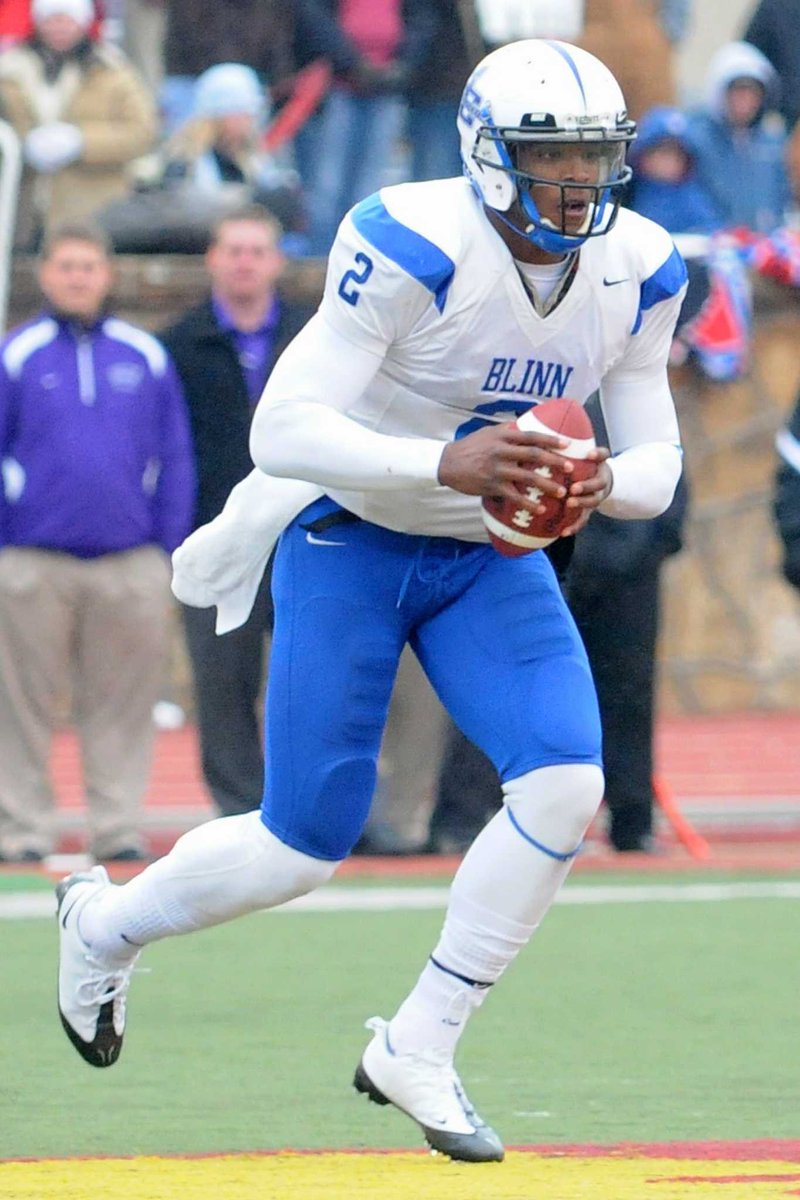 #AGTG Blessed to receive an offer from Blinn College!!!🟦⬜️

<a href="/Stretchright/">Craig Smith</a> 
<a href="/BLINNFBRECRUIT/">BLINN FB RECRUITING</a>