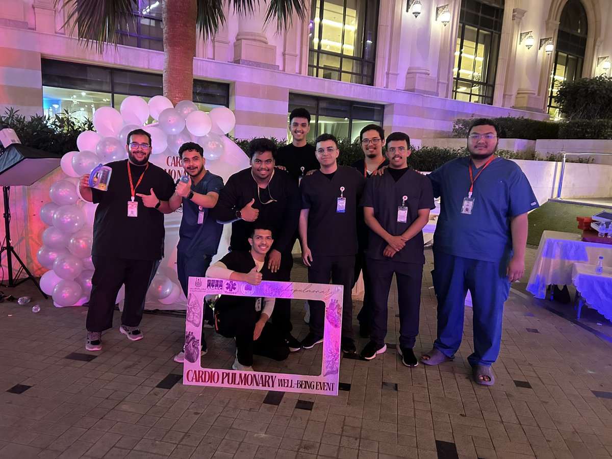 moh2_kr's tweet photo. كان يوم جميل جدا والاجمل اني كنت مشارك في اقوى فعالية مع اقوى دفعة #UQURT44🔥🔥

#AMSC_CP_WELLBEING_EVENT

#AMSC_FAMS https://t.co/HAhAGymDDY