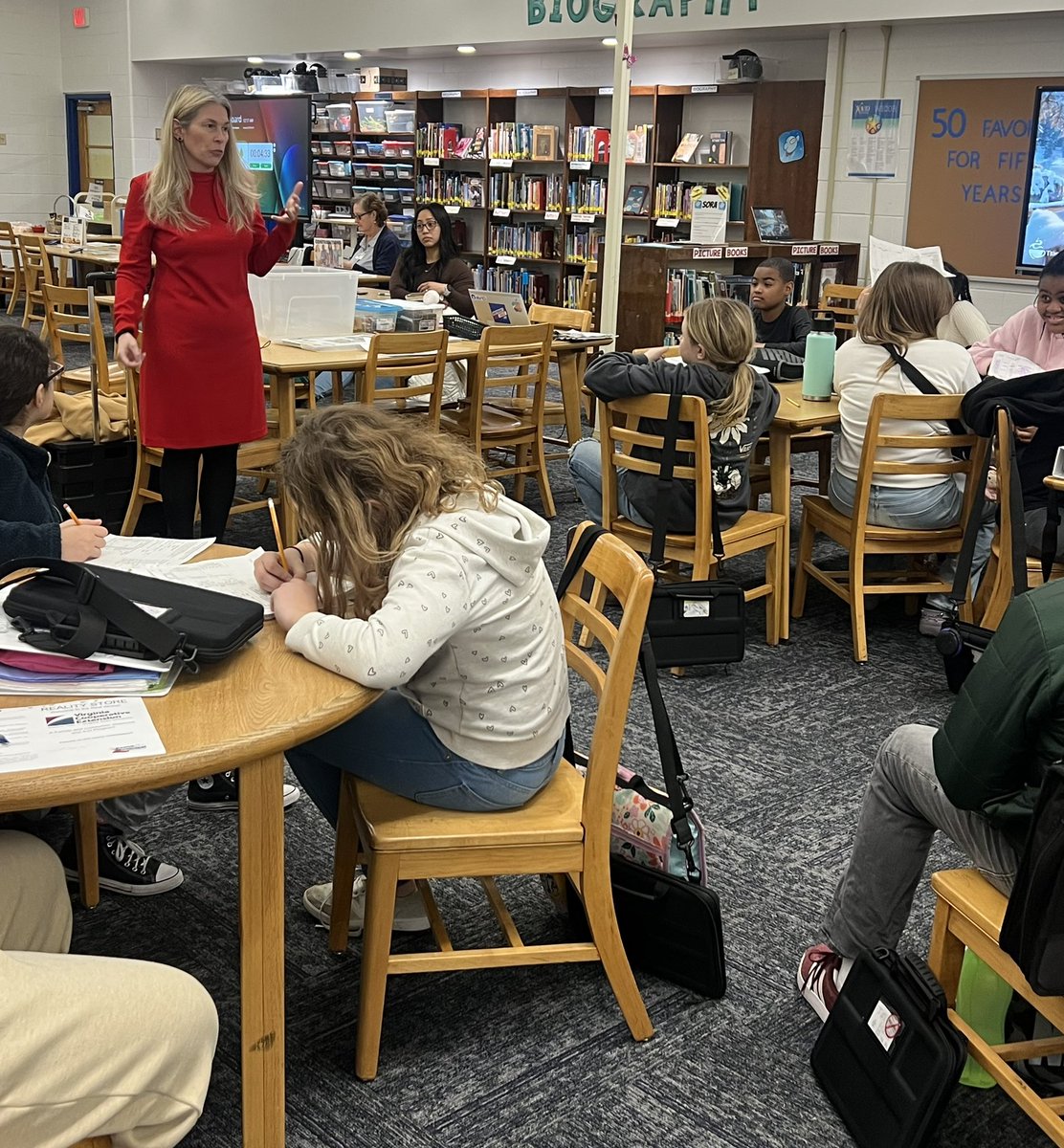 Verna Tersol tweet media