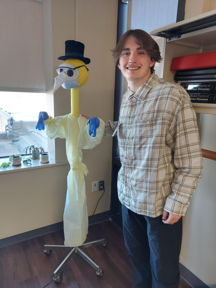 NorthlandCAPS's tweet photo. We ❤️ seeing our future healthcare heroes in action!
#NCAPS #internship #realworldlearning #HealthcareHeroes @NKCSchools https://t.co/DfjEe729yV