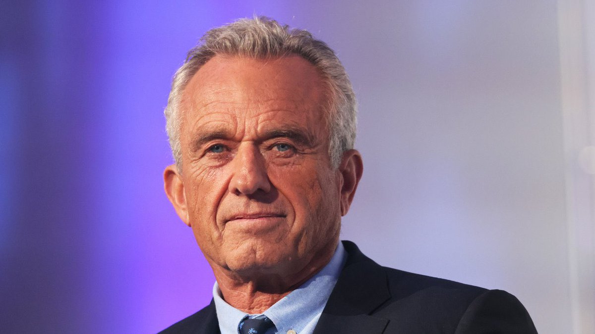 radioteletoxic's tweet photo. ÉTATS-UNIS 🇺🇸: Trois gros postes de l'administration Trump sont en train de se jouer maintenant :
- Kash Patel au FBI
- Robert Kennedy Jr. au ministère de la Santé
- Tulsi Gabbard à la tête de la CIA
Ils s'en sortent très bien jusqu'à maintenant.#Info91 https://t.co/Wxs76Et9RV