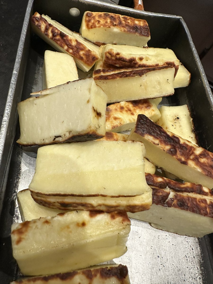 Na honestidade.

A presença de QUEIJO COALHO no churrasco.

Contra ou A Favor?