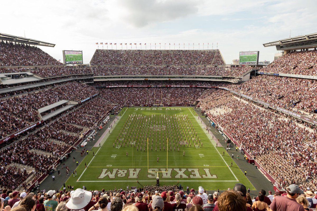 Taven Epps (@tavenepps) on Twitter photo Blessed & Humbled to receive and Offer from <a href="/AggieFootball/">Texas A&M Football</a> <a href="/TonyJerodEddie/">Coach Tony</a> <a href="/CoachBateman/">Jay Bateman</a> <a href="/CoachMikeElko/">Coach Mike Elko</a> <a href="/CHawk_4/">Chris Hawkins</a> <a href="/Tiller_Football/">Tustin Tiller Football</a> <a href="/CoachLopez74/">Tony Lopez</a> <a href="/ChadSimmons_/">ChadSimmons</a> <a href="/GregBiggins/">Greg Biggins</a> <a href="/BrandonHuffman/">Brandon Huffman</a> <a href="/adamgorney/">Adam Gorney</a> <a href="/BlairAngulo/">Blair Angulo</a> <a href="/JScruggs247/">Jordan Scruggs</a> <a href="/tamurecruits/">TexasA&MFanRecruiting</a> @On3Recruits <a href="/SportsRecruits/">The Nation.</a> <a href="/CoachD_ROD/">Diontre Rodriguez</a> Blessed & Humbled to receive and Offer from <a href="/AggieFootball/">Texas A&M Football</a> <a href="/TonyJerodEddie/">Coach Tony</a> <a href="/CoachBateman/">Jay Bateman</a> <a href="/CoachMikeElko/">Coach Mike Elko</a> <a href="/CHawk_4/">Chris Hawkins</a> <a href="/Tiller_Football/">Tustin Tiller Football</a> <a href="/CoachLopez74/">Tony Lopez</a> <a href="/ChadSimmons_/">ChadSimmons</a> <a href="/GregBiggins/">Greg Biggins</a> <a href="/BrandonHuffman/">Brandon Huffman</a> <a href="/adamgorney/">Adam Gorney</a> <a href="/BlairAngulo/">Blair Angulo</a> <a href="/JScruggs247/">Jordan Scruggs</a> <a href="/tamurecruits/">TexasA&MFanRecruiting</a> @On3Recruits <a href="/SportsRecruits/">The Nation.</a> <a href="/CoachD_ROD/">Diontre Rodriguez</a>