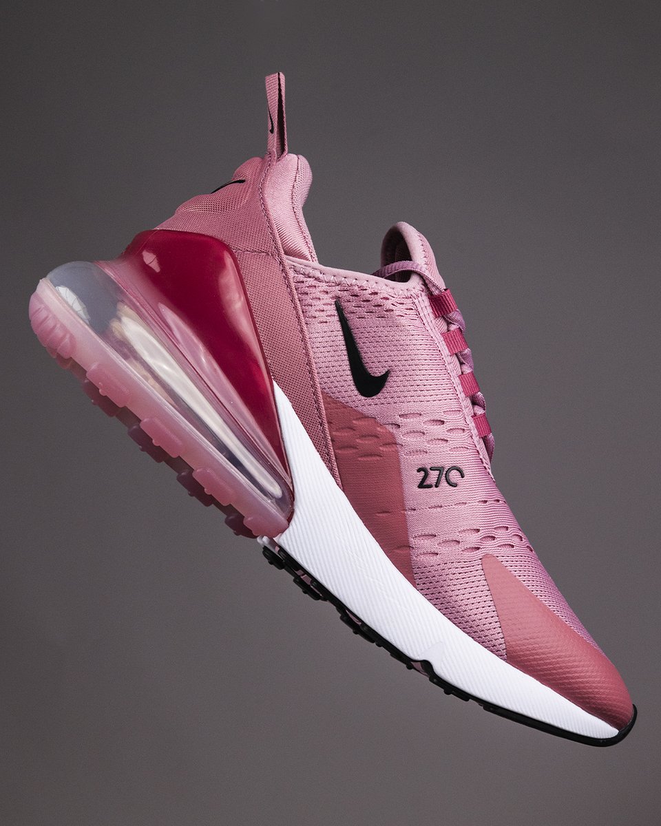 topsnbottomsusa's tweet image. Air Max 270 "Elemental Pink" is now available online and in-store. Don’t miss this iconic drop - shop now! 💙🔥 ⁠
⁠
#AirMaxPlus #HyperBlue #NikeAirMax #Sneakerheads #StreetwearStyle #TopsAndBottomsExclusive #KickGameStrong