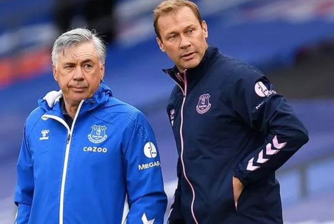 Glyn Dixon (@glynspex) on Twitter photo 