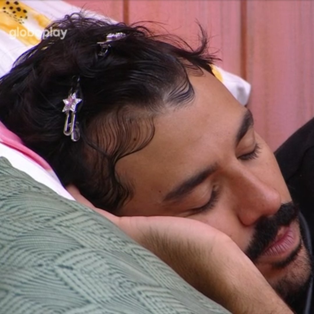 lzxgustavo's tweet image. Ele é só um neném 🤏🏼❤️

#TeamTeus #BBB25