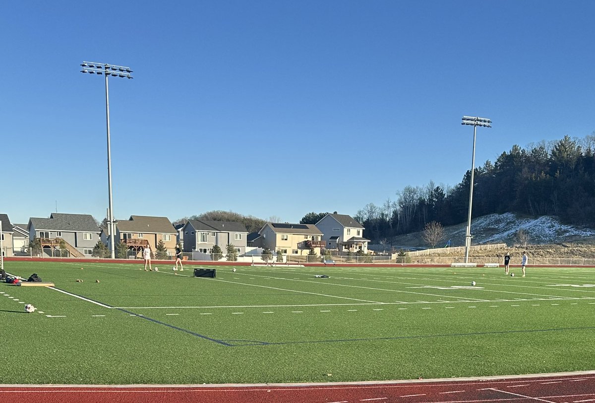 January kick around in shorts and t-shirts!! 😊⚽️