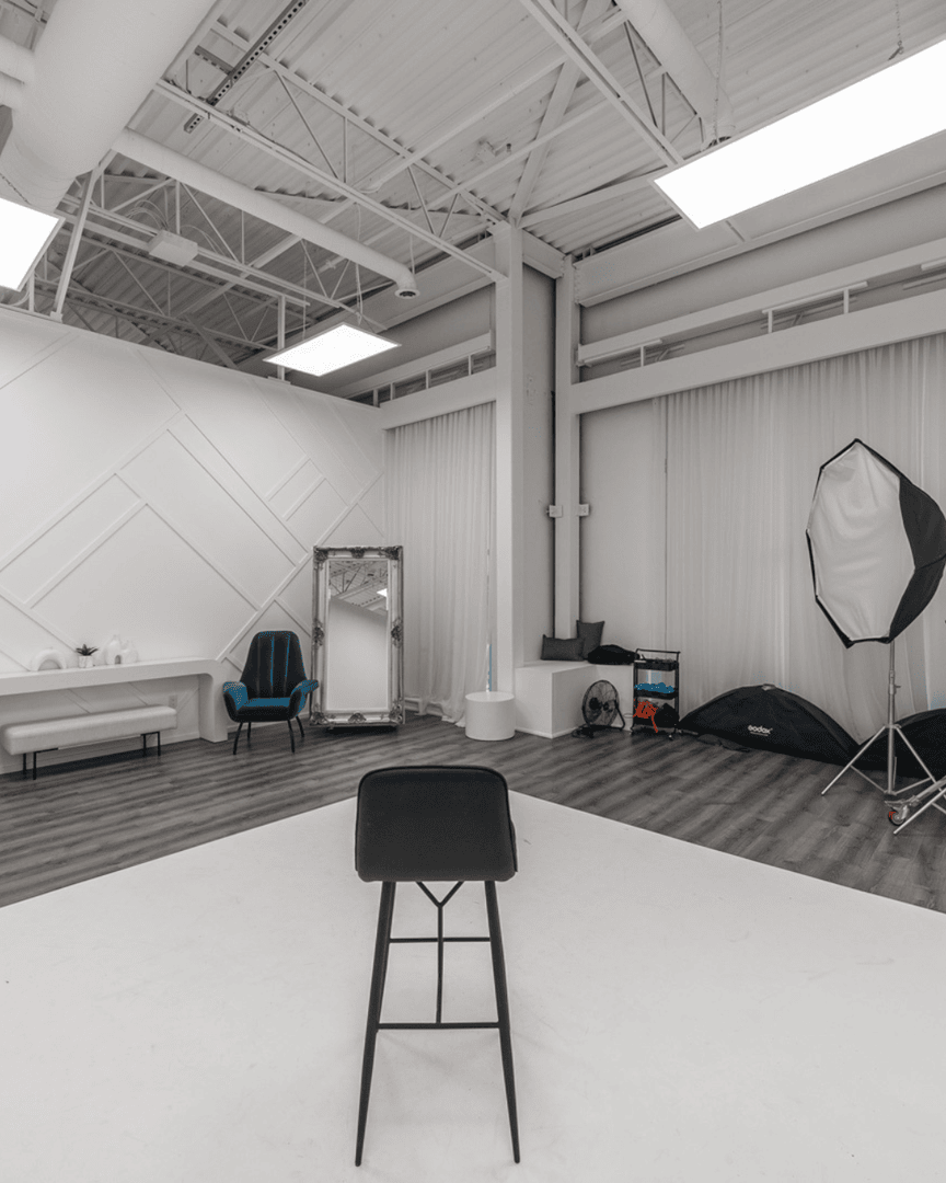 slavnyhomes's tweet photo. 📍 The Glasshouse Studios - 90 Performance Dr., Suite 202, Richmond Hill

Calling all #Investors and creative Entrepreneurs! This is a rare #opportunity you don't want to pass on and established in 2019.

DM us for more details to learn more 📲 416-669-7037. https://t.co/fUWs05TVnI