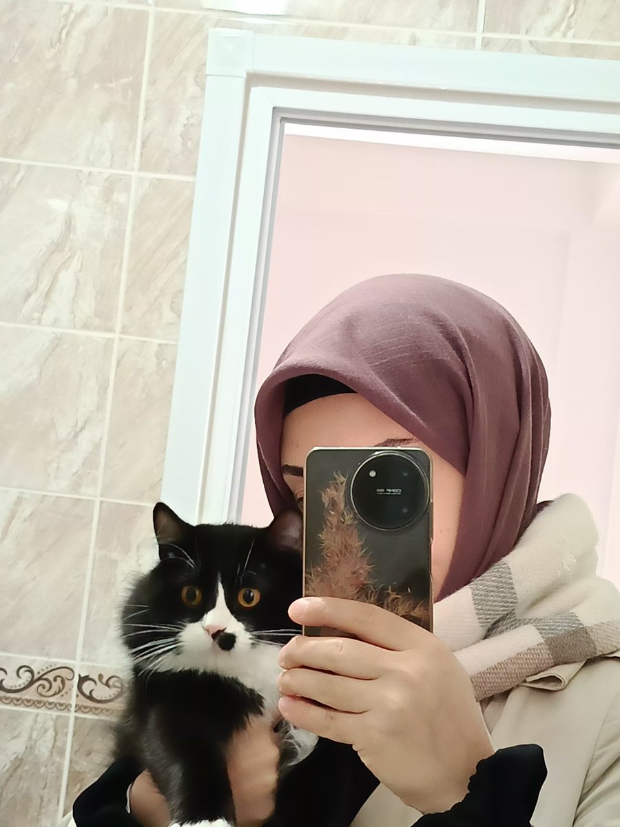 'Yorma sabrımı rûhefzam,  dünya yetiyor cânıma benim. 🪷