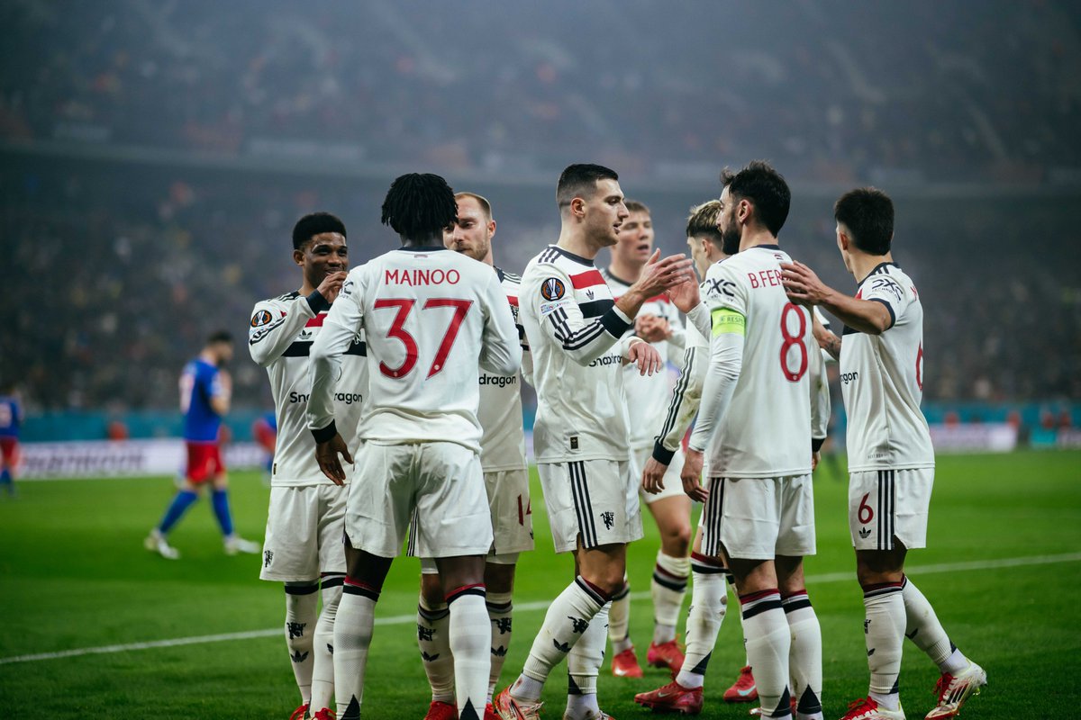 idextratime's tweet photo. ✅ RESMI : Manchester United mengakhiri 'fase liga' Europa League musim ini sebagai satu-satunya tim yang TAK TERKALAHKAN. 😲👏🏼

Langsung aja lah.. https://t.co/Jo3P5ox8Ib