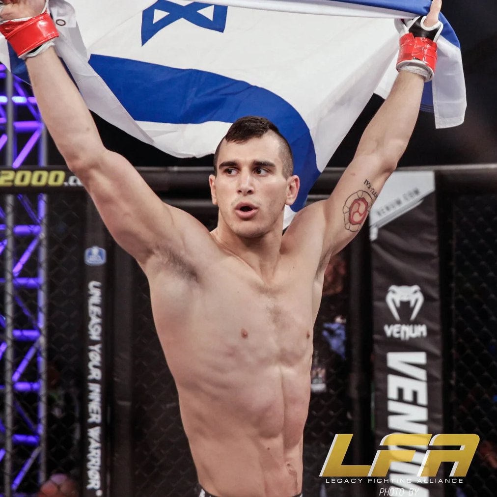 THE MMA GURU tweet media