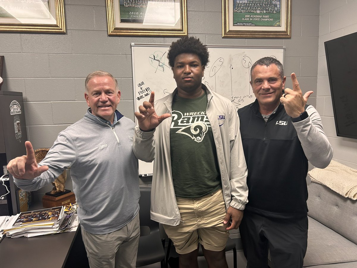 McKinley Brothas (@brothasmckinley) on Twitter photo Thanks for the visit Coach Kelly and Coach Peoples <a href="/CoachBrianKelly/">Brian Kelly</a> <a href="/coach_peoples/">Kevin Peoples</a> <a href="/samspiegs/">Sam Spiegelman</a> Thanks for the visit Coach Kelly and Coach Peoples <a href="/CoachBrianKelly/">Brian Kelly</a> <a href="/coach_peoples/">Kevin Peoples</a> <a href="/samspiegs/">Sam Spiegelman</a>