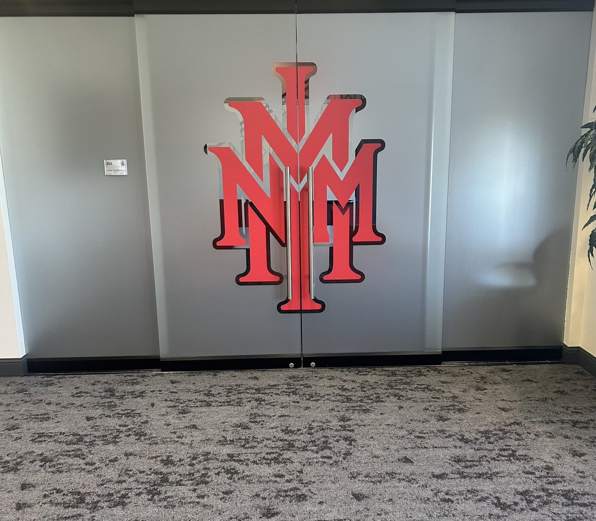 nmmibroncos's tweet image. @JUCOFFrenzy Who has it better than us?
🗣️ NoBody
#GRINDHOUSE | #NMMI
