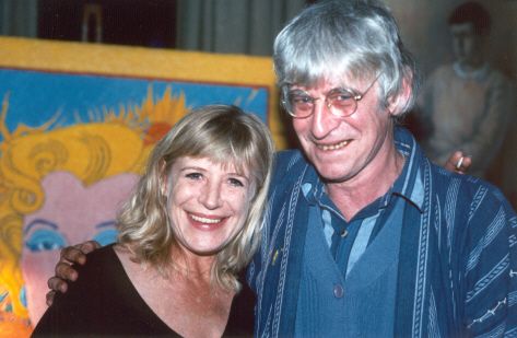 #MarianneFaithfull toured to Australia frequently in part because of her long friendship with Sydney artist Martin Sharp. She spoke to me about this when I interviewed her for my biography of Sharp. This pic (by Peter Royles) was taken at Sharp's home, Wirian, in the 1990s.