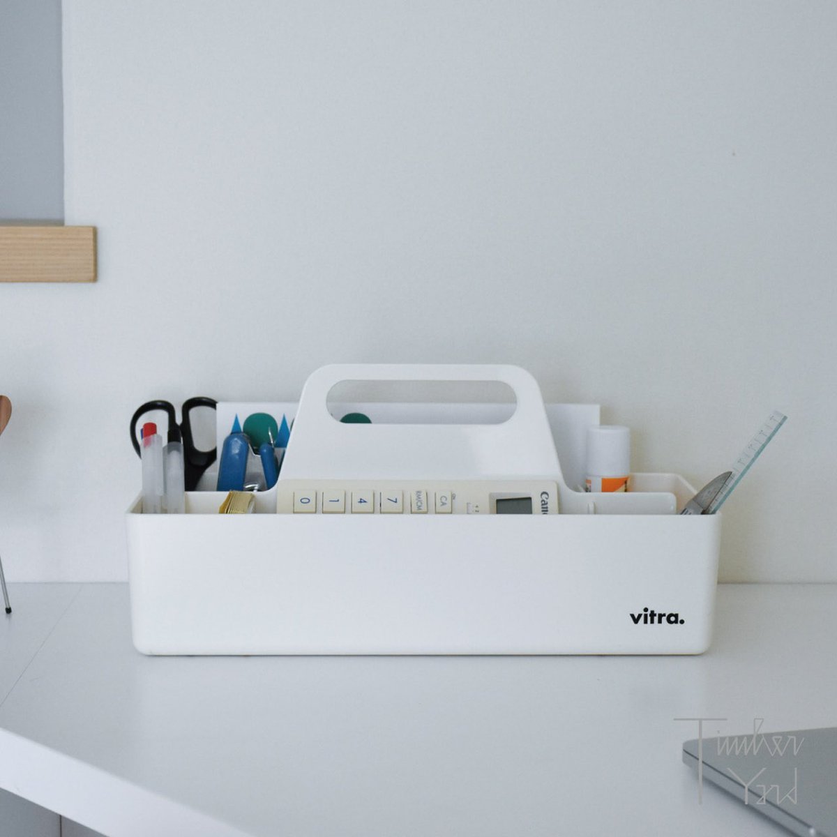 tkhaus_room's tweet photo. vitraが明日から値上げです！
ツールボックスはカラバリ豊富で使い勝手もインテリアとしても重宝するアイテムです。 https://t.co/tf4rvCgfe5