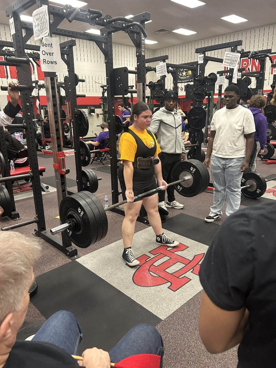 CleburnePowerlifting tweet media