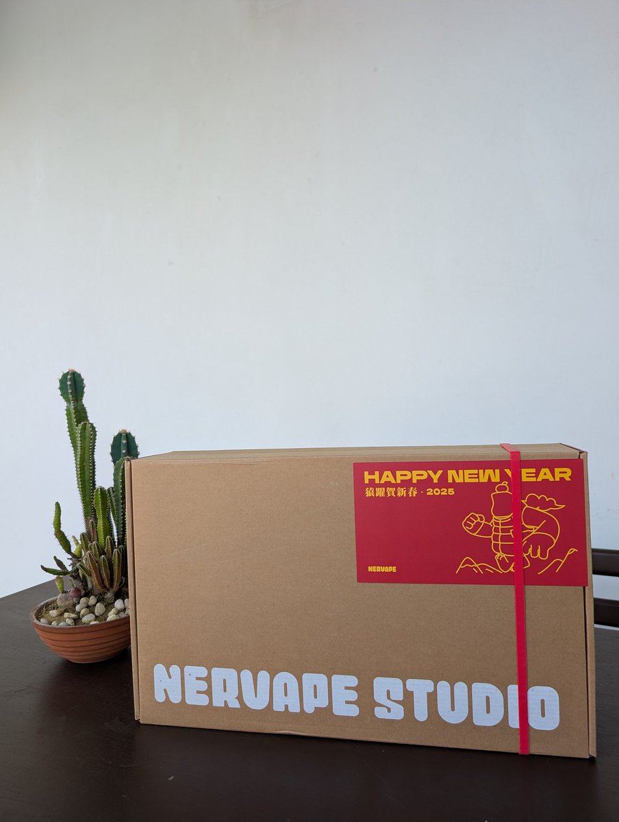 Camping_Pong's tweet photo. 我也收到 @Nervapes 的新春礼盒啦!不开玩笑,这个周边的精致程度也太高了!真的很用心!
庆幸自己是个有“猿”人,一切都会“躍”来“躍”好的!🦍
#nervape #ckb #btc #dobs #seal https://t.co/dcAu2kZ2R9
