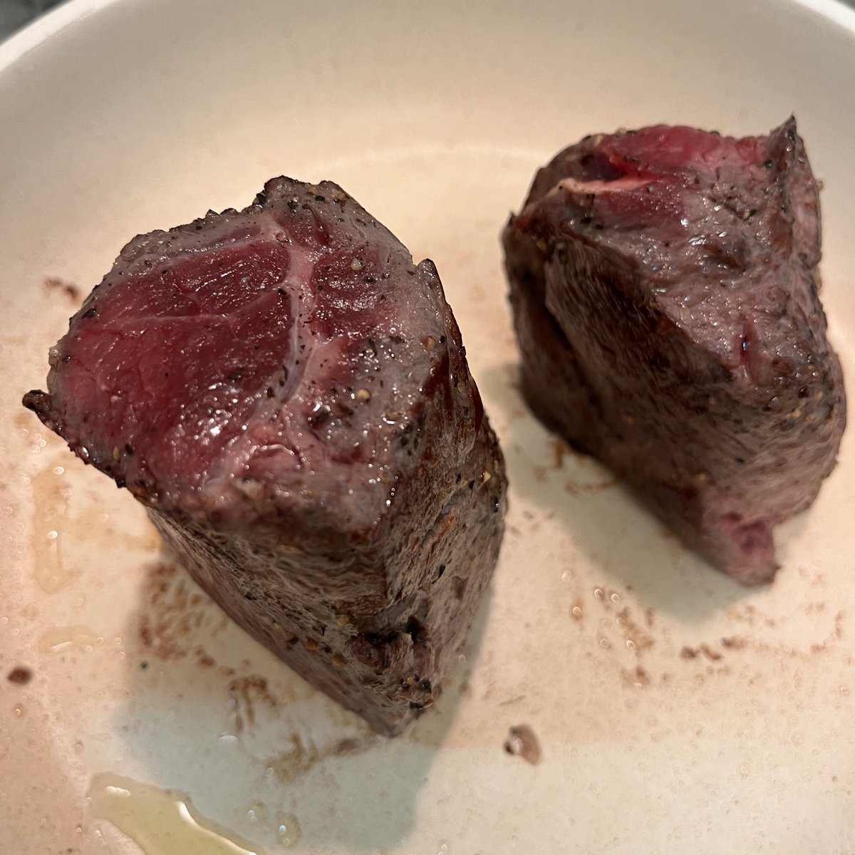 kitto_inolu's tweet photo. 肉焼いて準備してますよ！うおおお https://t.co/02VjCKECXq
