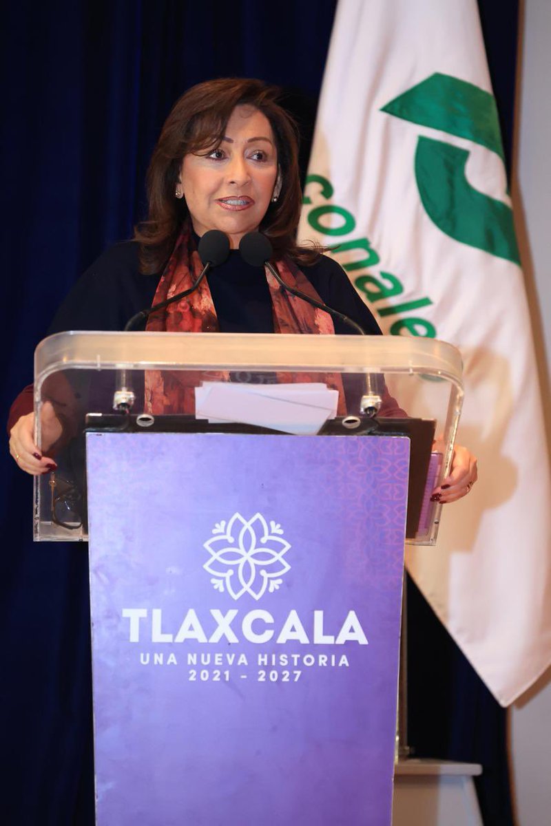 LaPolillaMX's tweet photo. Estudiantes del Conalep Tlaxcala presentaron sus proyectos en “Mentes Creativas” 🎓. 

Empresarios locales brindaron asesoría y financiamiento a los mejores trabajos. 
La gobernadora Lorena Cuéllar resaltó la importancia del emprendimiento y la educación dual. 
#LoVíEnLaPolilla✍🏻 https://t.co/z4OplD5tPv