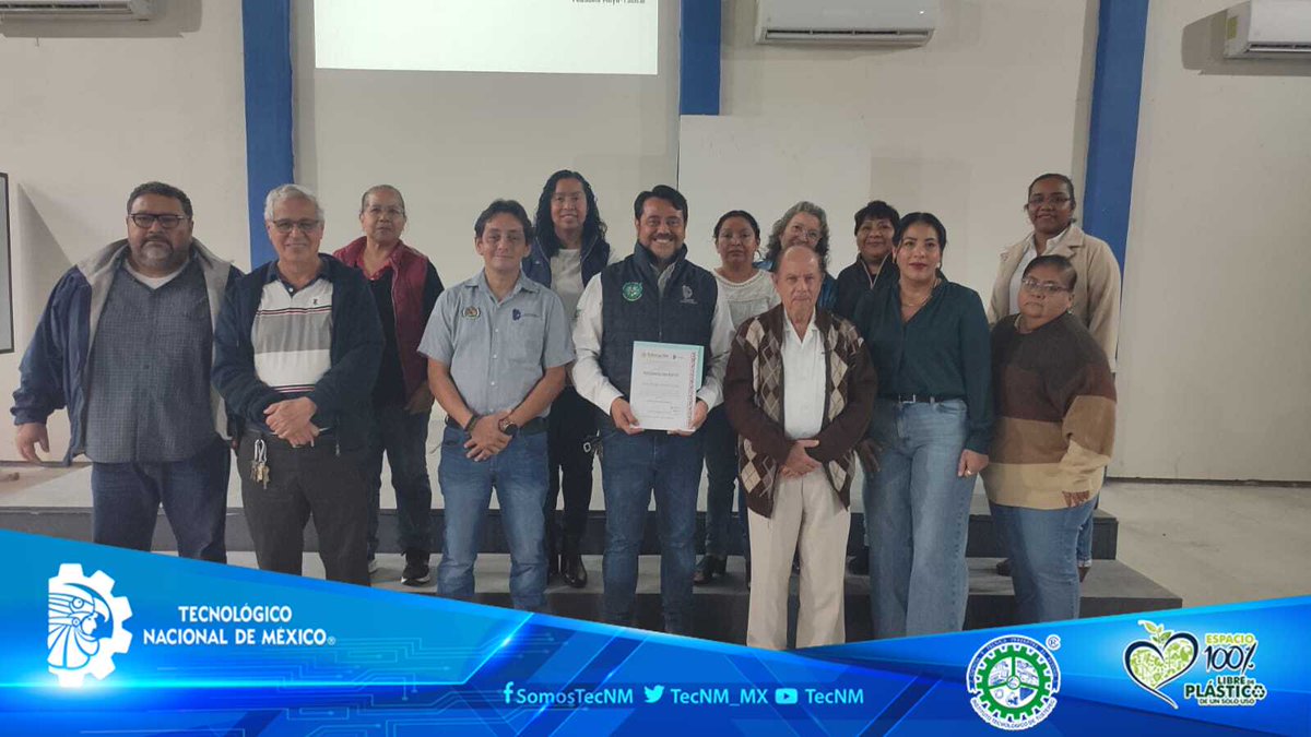 Se imparte Curso en el Instituto  Tecnológico de la Cuenca del Papaloapan denominado  Humanismo y Pensamiento Crítico para la Justicia Social, impartido por  el Dr. José Efraín Ferrer, fortaleciendo juntos la misión de formar profesionistas comprometidos  con la justicia social.