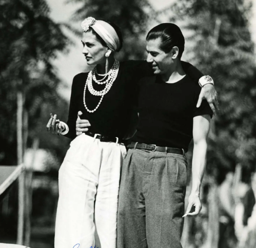 BlogDeAnizu's tweet photo. #LoMásLeído ¿Dónde ver "Coco Chanel Unbuttoned"? disponible en... https://t.co/BAkbe6fSSg #CocoChanel #cocochanelUnbuttoned #blogdeanizu https://t.co/sfInxXciLx