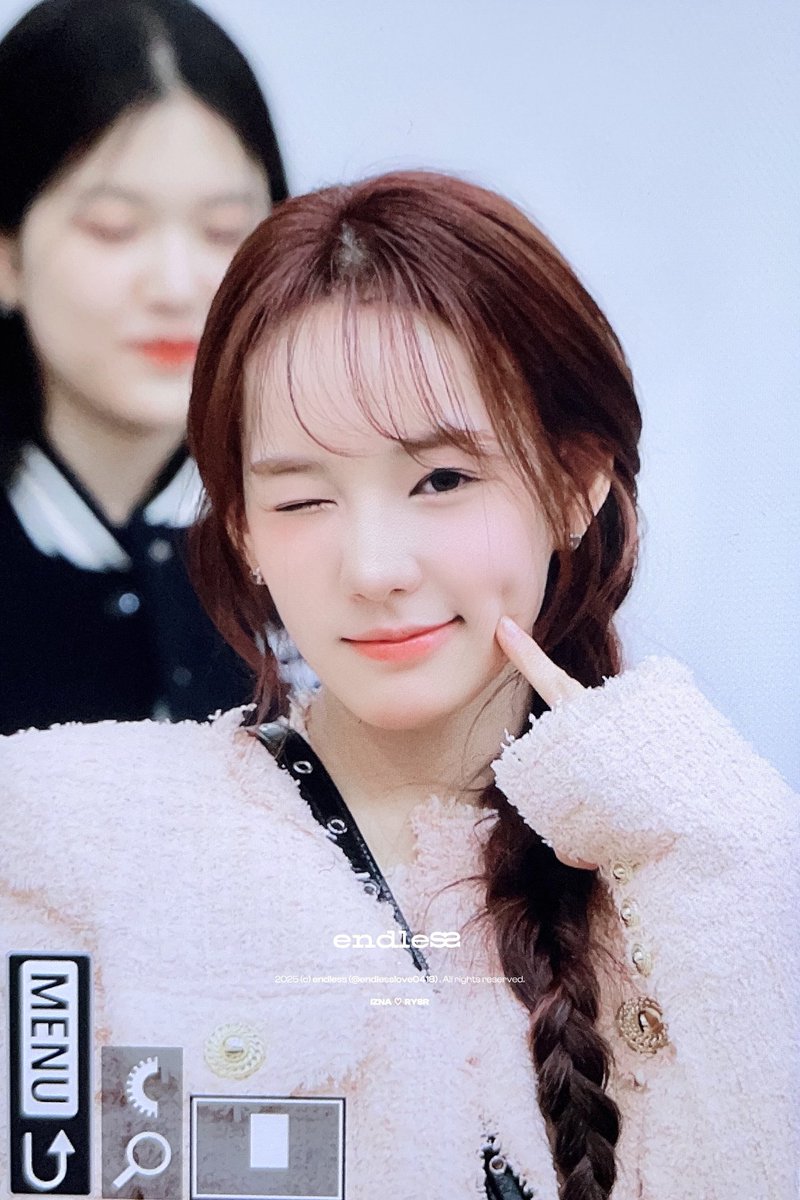 endlesslove0418's tweet photo. 250131 보조개🥹🥹
#IZNA #이즈나 #RYUSARANG #유사랑 https://t.co/LWmrsAZdi5