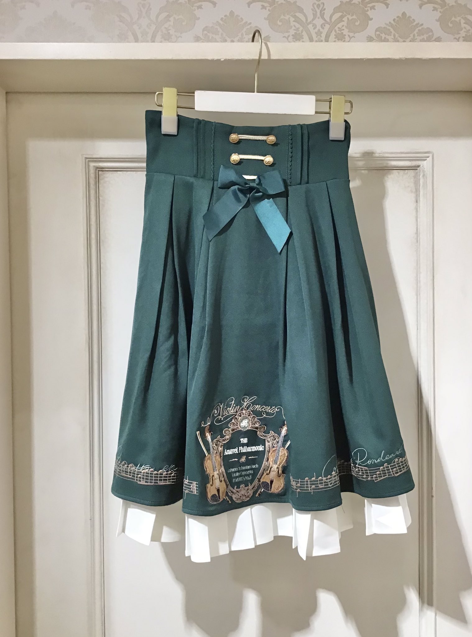 宮燈街の飴売り子エプロンスカート Amavel 宮燈街の飴売り子エプロンスカート Amavel新宿店 on X