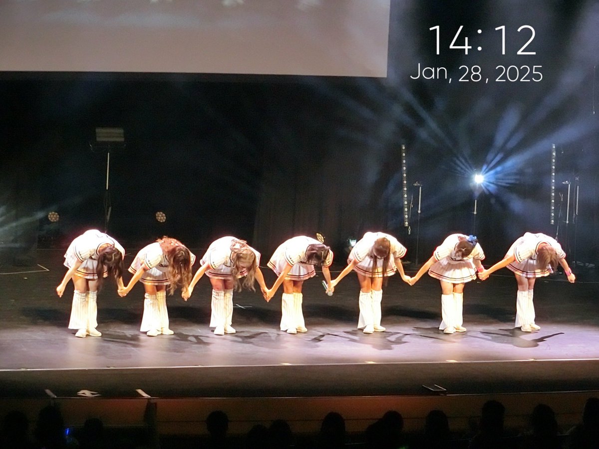 natsubame_lcy7's tweet photo. 2025/1/28 #つばみぱっしょんあにぱ
@きゅりあん大ホール

#Passion2024
卒業メンバーのこれからに幸あれ！

#3JUNA
#7RINA
#4AMI
#9MAYU
#11Aoi
#13AOI
#14SAKURAKO

#つばみ ちゃんのツンデレな送辞も
かわいかった(*´ω`*) https://t.co/UUvfwqVWqK